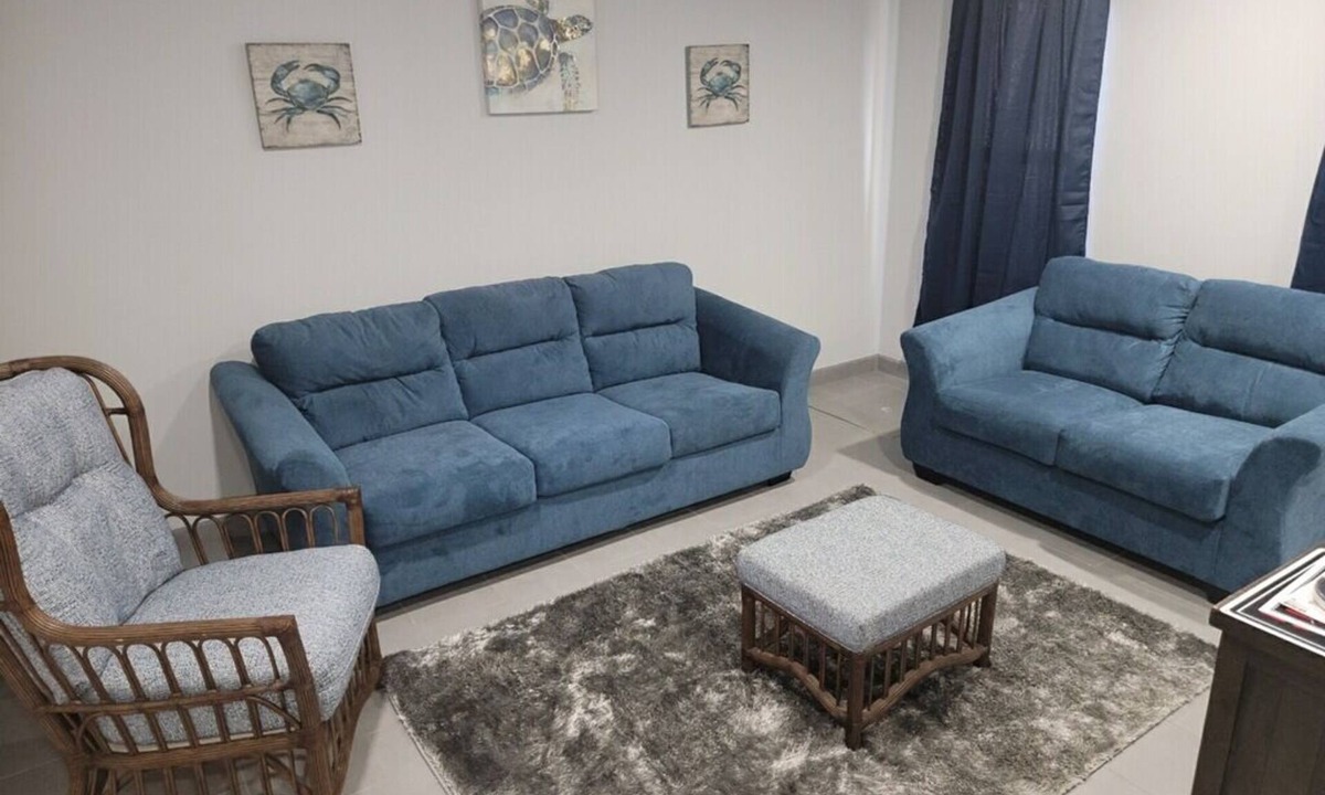 Frederiksted Southeast House | Casa De Minin 5 minutes walk to the best local beach, Pizza and entertainment.