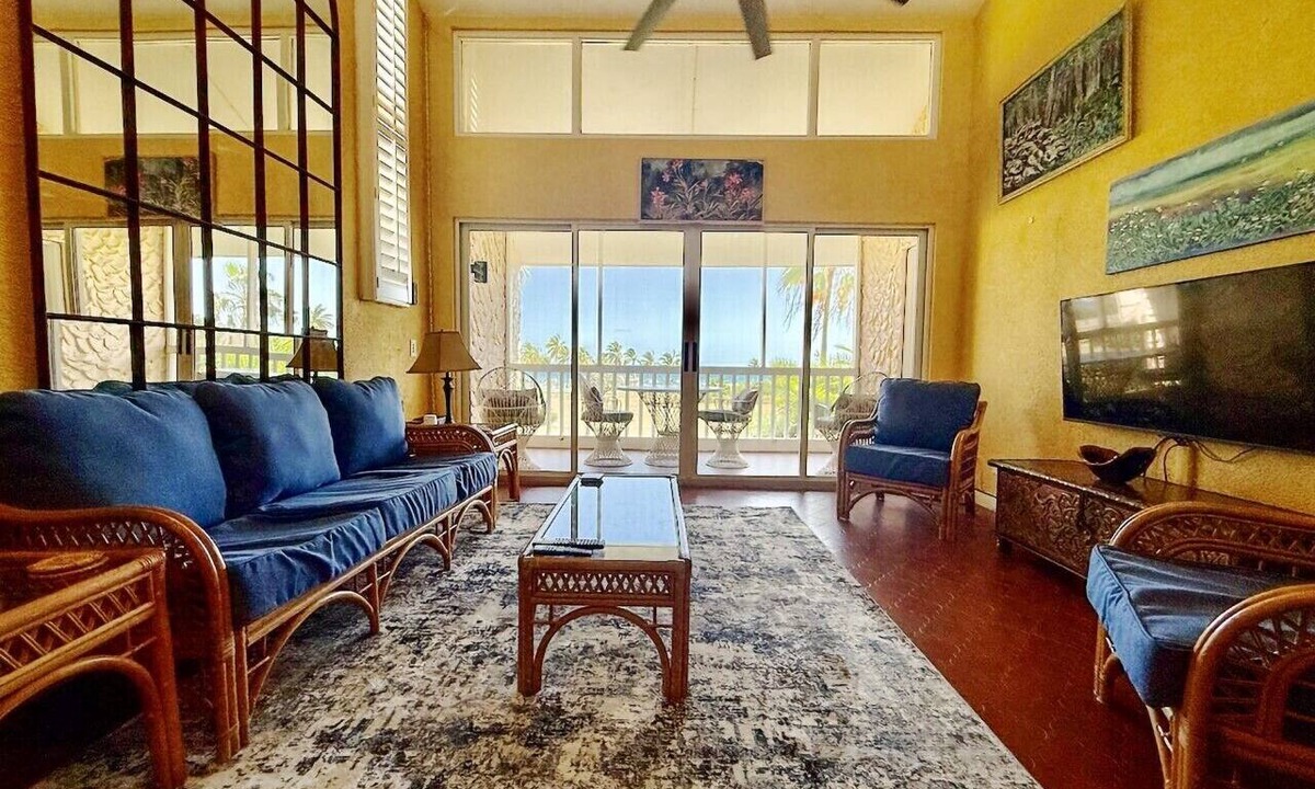 Estate Salt River Condo | Comfortable Caribbean getaway with all that you need