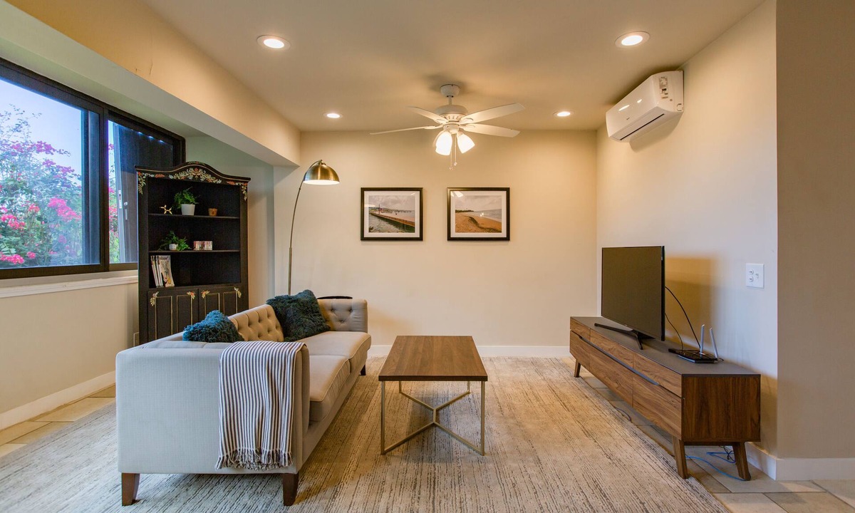 Estate Recovery Hill Condo | Costal Modern Condo