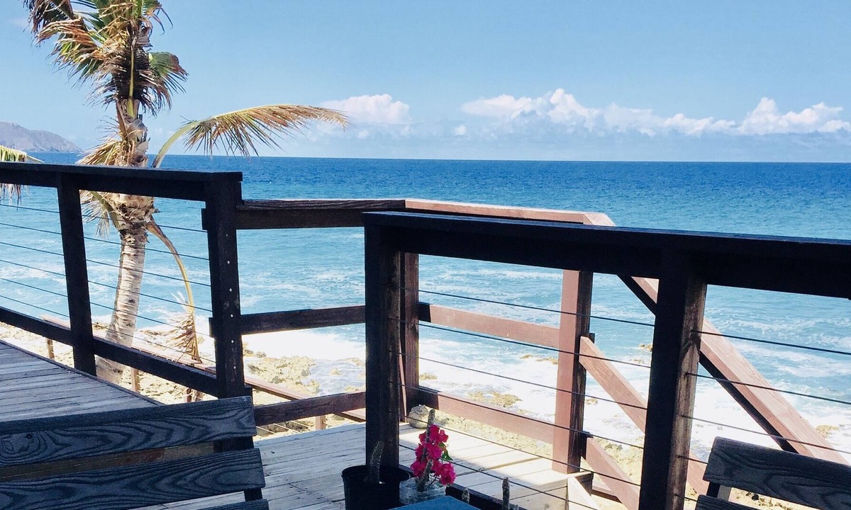 Estate La Vallee Condo | LunaSea at Seaclusion - Gorgeous Oceanfront