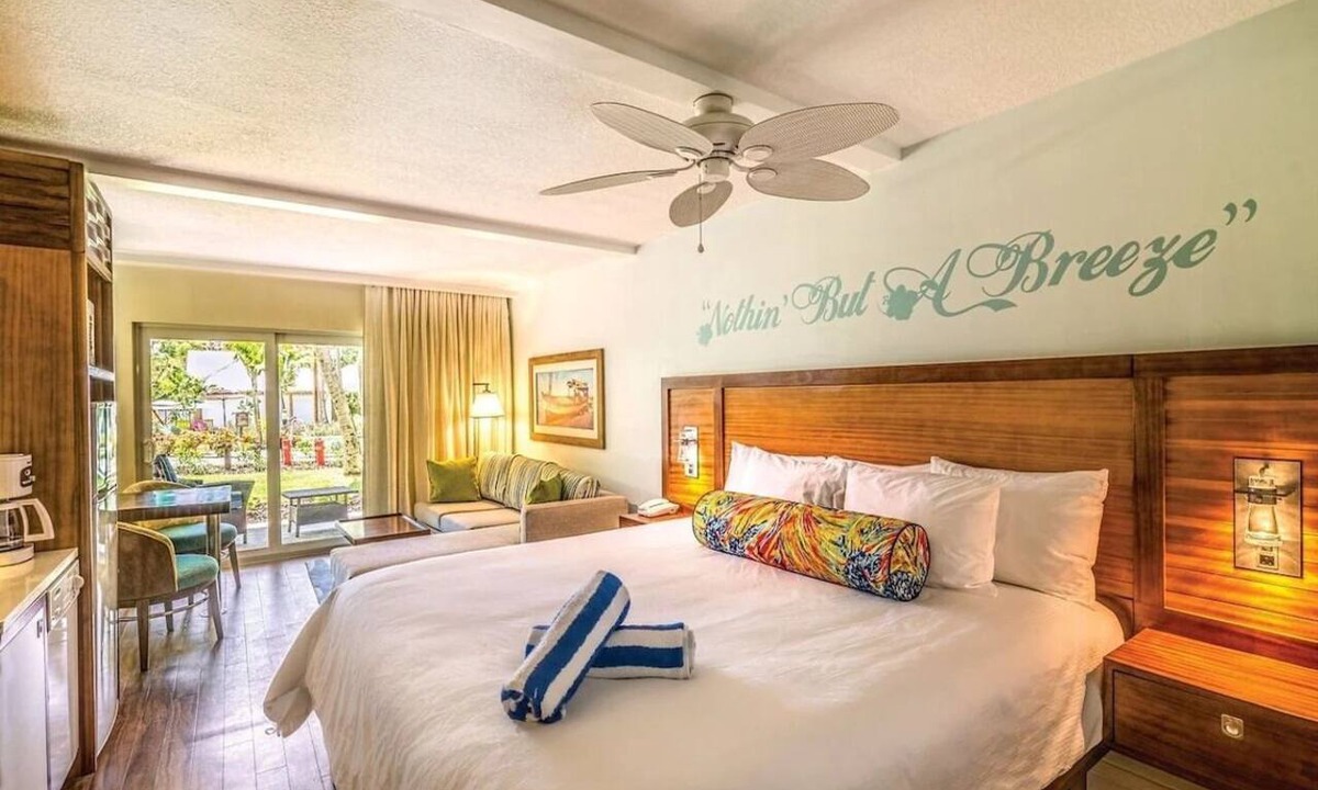 Frydendal Apartment | Margaritaville Ocean View 1-Bedroom Studio Presidential Suite w/AC in St Thomas