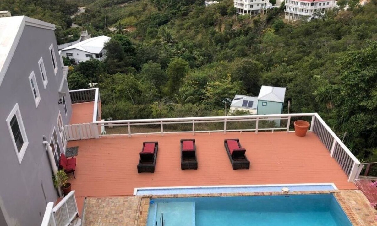 Estate Frenchman Bay Apartment | Modern and spacious 2/2 apartment with AC ,Pool and back up generator,St Thomas