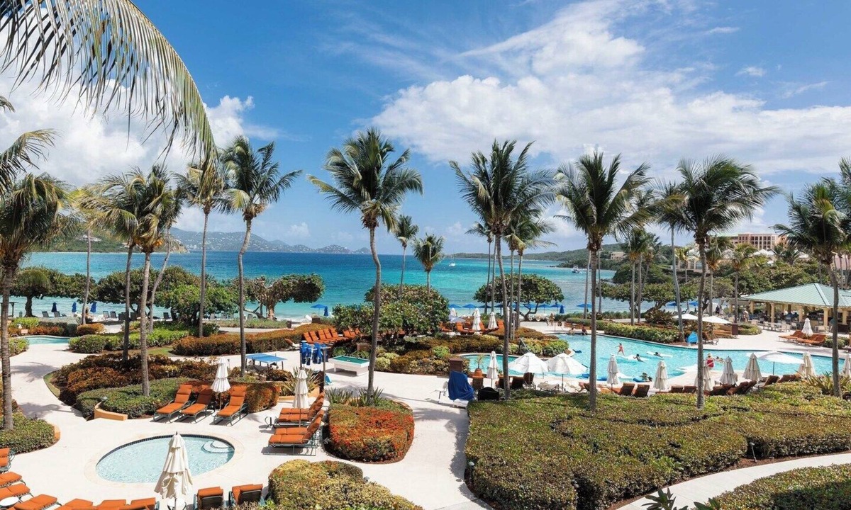 Nazareth Condo | Ritz Carlton Residence spacious 3-bedroom beach front condo with best dates!