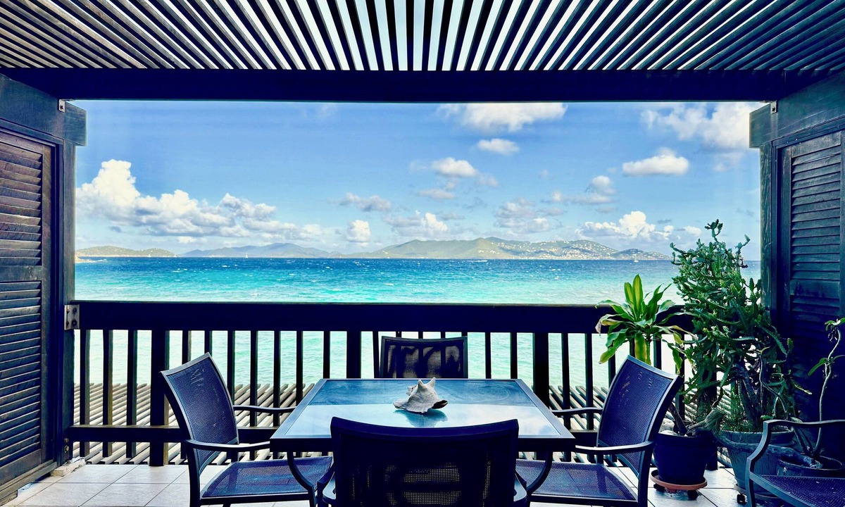 Cabes Point Apartment | Sapphire Beachfront Condo - Spacious, Great Views, WiFi, AC & Generator