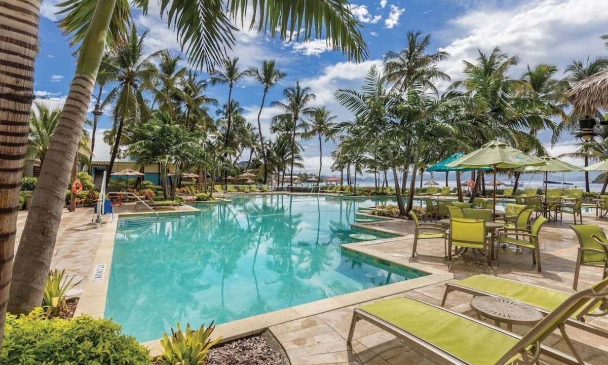 Frydendal Condo | St. Thomas | Beach & Pool Access | Island Relaxation Stay