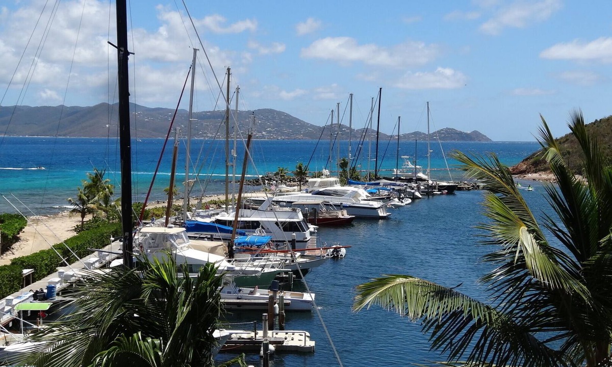 Red Hook Condo | ST. THOMAS RIVIERA FULLY RENOVATED 1 BEDROOM VILLA WITH 2 FULL BATHS AND 2 DECKS