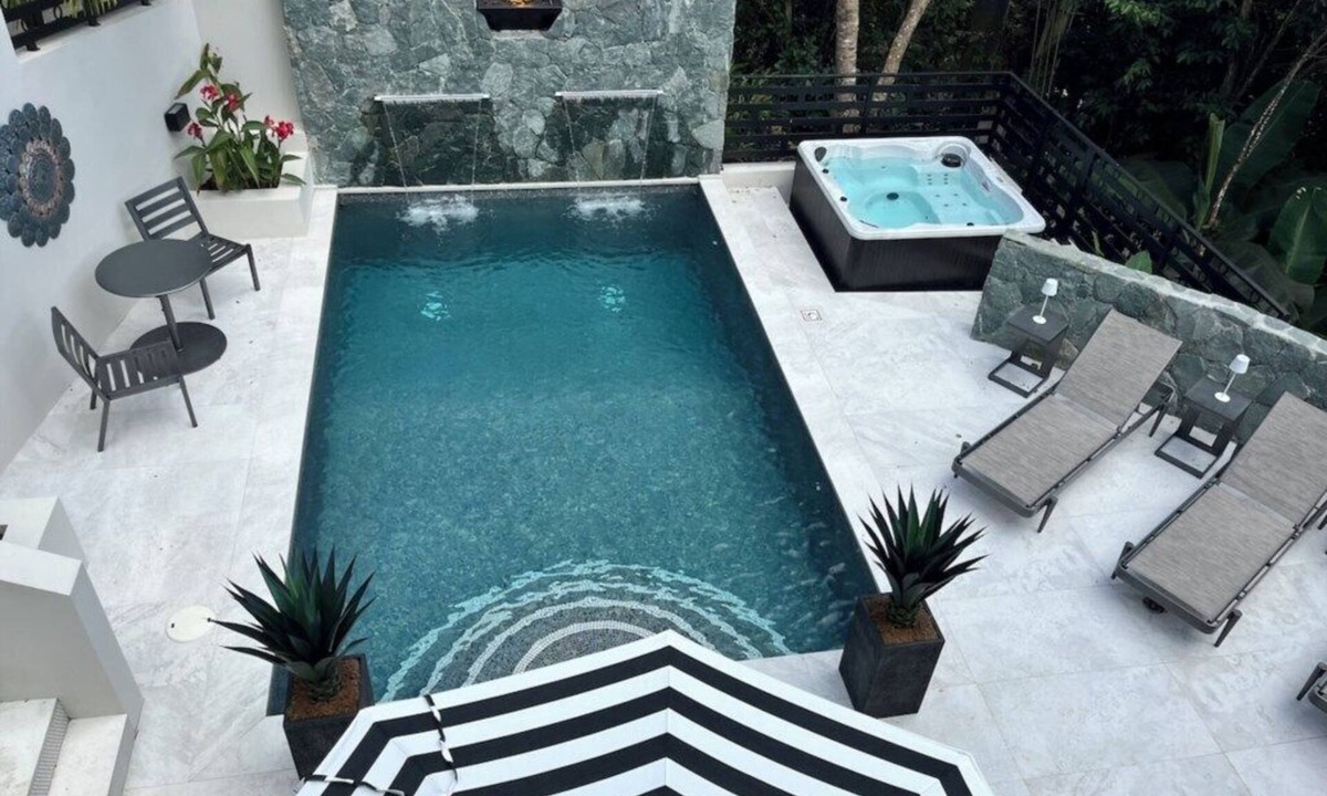 Estate Adrian House | Sweet Water - Exquisite Honeymoon Villa for 2 in Catherineberg - No Pets Allowed