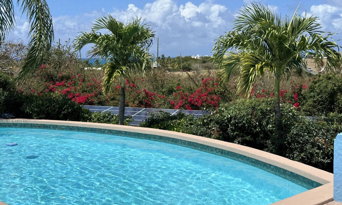 Testman Villa | This is the one! Luxury villa in Shoys.sandy beaches, Buccaneer Hotel & more.
