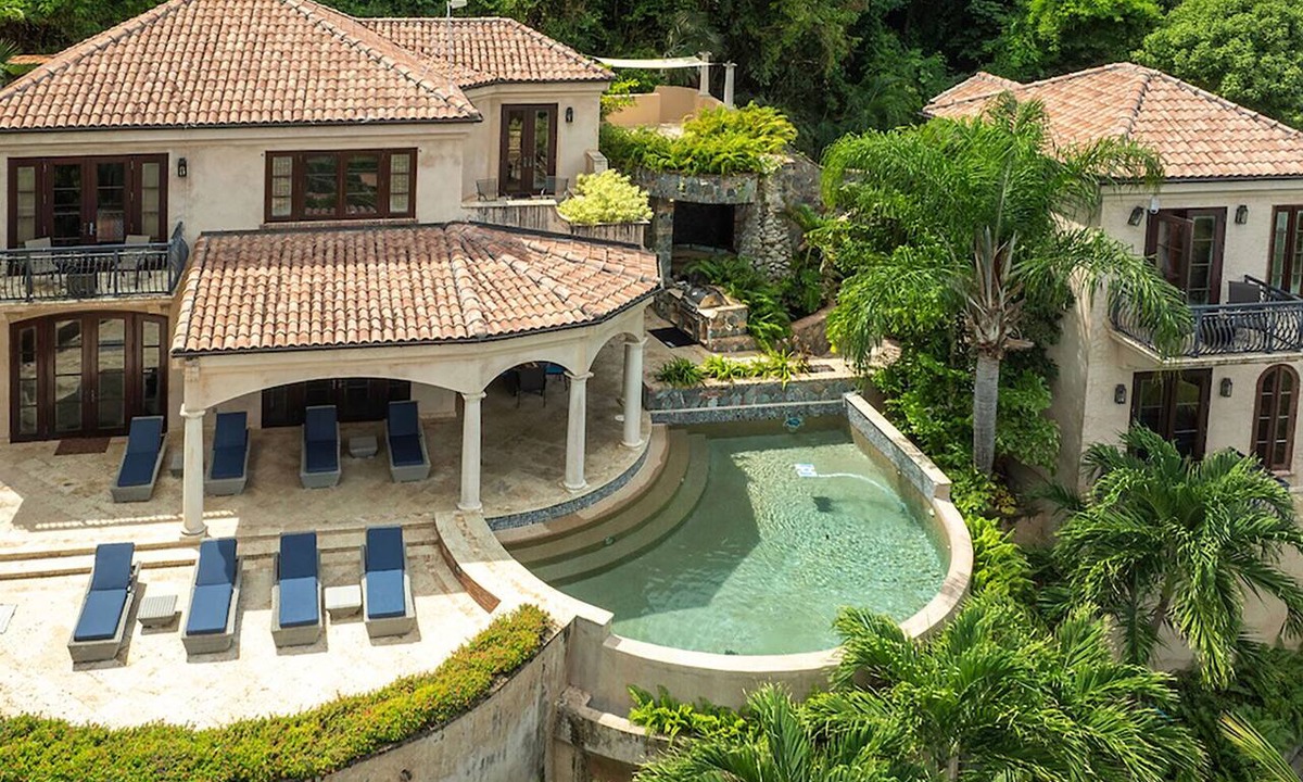 Maho Bay Quarter House | VILLA AMOROSA: Upper Peter Bay Luxury Getaway w/Ocean Views, Private Pool