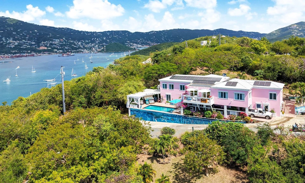 Estate Western Water Island House | Villa Serena | Luxury Oceanview Water Island Home