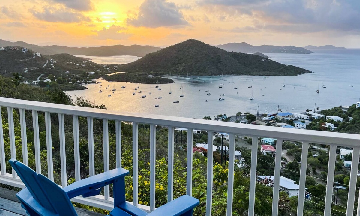 Lower Carolina Villa | Water + Sky USVI/Coral Bay Villa, Outstanding Sunrise Views & Backup Power