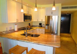 Luxury Beachfront Duplex Villa on Sapphire Beach IV in Frydendal