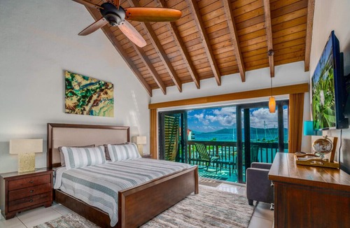 Red Hook Condo | 1Br condo in Sapphire Beach Resort - pool & beach! Sleeps 4