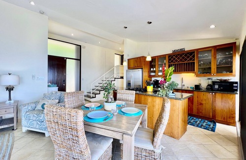 Estate Lovenlund Condo | 2 Bed Ocean Views, Gated Community & Backup Power
