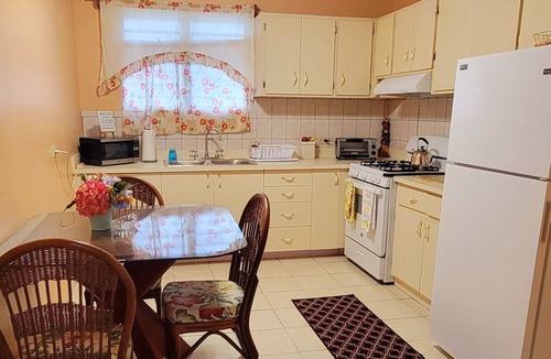 Estate Demarara Apartment | 2-BR apt in beautiful St Thomas filled with local flava