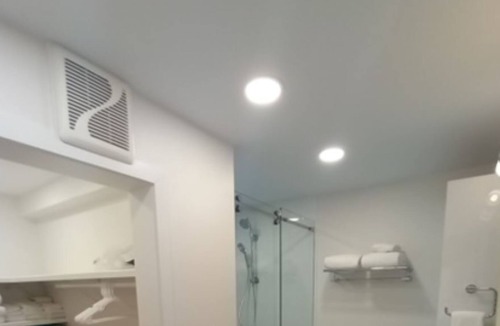 Nazareth Villa | 3 bedroom, 3 bath, Executive retreat Cowpet Bay East