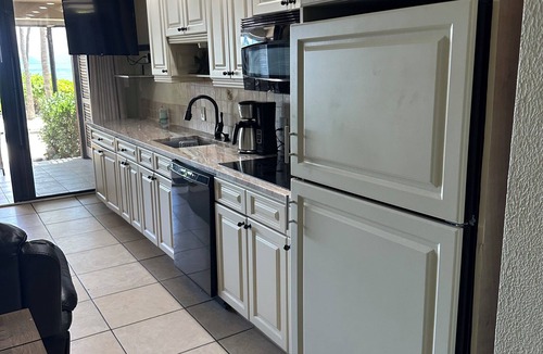 Red Hook Condo | 30 STEPS TO THE SEA, BEACH LEVEL, QUIET END, AWESOME VIEWS OF ST.JOHN GENERATOR!