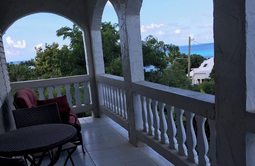 Frederiksted Southeast Apartment | Bananaquit House
