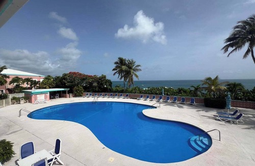 Estate Coakley Bay Condo | Breezy View-amazing ocean views and refreshing pool at Coakley Bay!