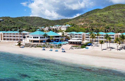 Estate Turner Hole Resort | Carina Bay All-Inclusive Resort & Casino