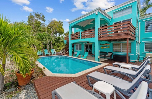Nazareth Villa | Casa Bougainvillea - Secluded Oceanfront Retreat with Pool and Stunning Views!