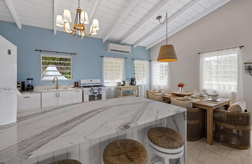 Estate Bonne Esperance House | Disconnect & Reset Here | Pool + Generator