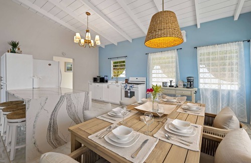 Estate Bonne Esperance House | Disconnect & Reset Here | Pool + Generator