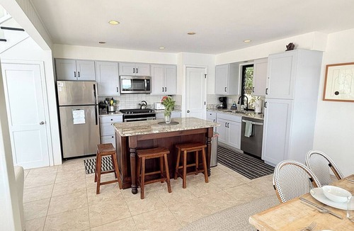 Estate Bethany Villa | Discover Orchid Villa - Your Dream Getaway! Featuring air conditioning throughout for your comfort, and a private pool to relax in. Experience the perfect blend of luxury and convenience!