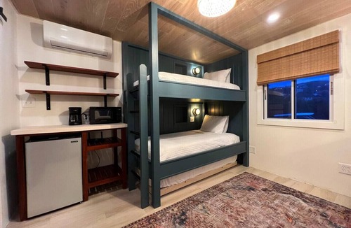 Cabes Point House | Garden Suite at Sapphire Beach Retreat