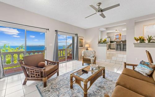 Estate Tabor and Harmony Apartment | Hilltop hideaway