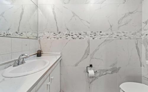 Estate Tabor and Harmony Apartment | Hilltop hideaway