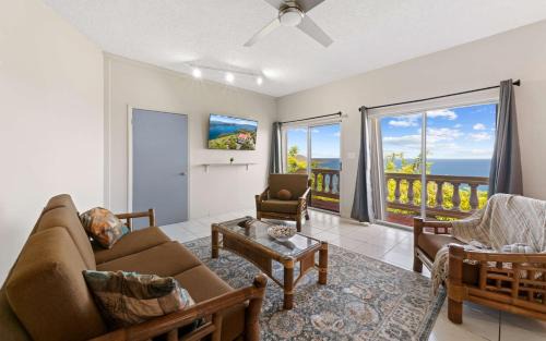 Estate Tabor and Harmony Apartment | Hilltop hideaway