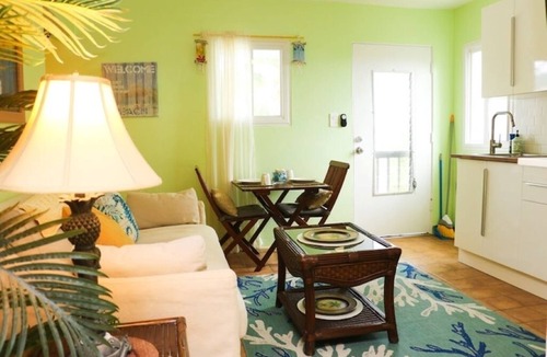 Estate Hermon Hill Apartment | Lavendar Palms - Cozy 1-BR studio near Christiansted w/AC, views of N & S shores
