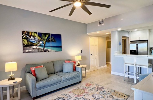 Estate Enighed Condo | Livin' the Dream 1BR Suite Grande Bay in Cruz Bay