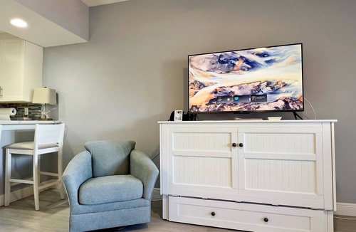 Estate Enighed Condo | Livin' the Dream 1BR Suite Grande Bay in Cruz Bay