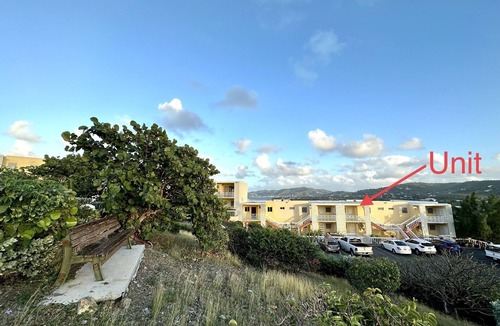 La Grande Princesse Condo | Modern & Breezy Condo in Beautiful Complex