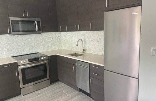 Estate Enighed Villa | New Modern 2 bedrooms, 2 bath Grand Opening Special, 10 min easywalk to Cruz Bay