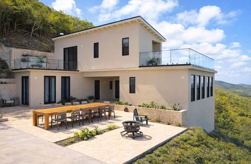 Estate Seven Hills Villa | Ocean-View 2BR + Soaking Pool · Christiansted
