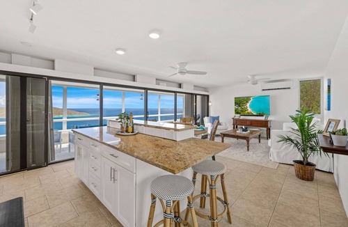 Estate Lovenlund Condo | Ocean View Condo, Pool & Generator Near Magens Bay