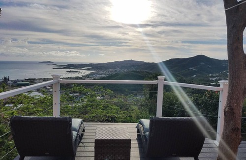 Estate Beeston Hill Villa | Ocean Views Private Hilltop Stay 5 Minutes Downtown