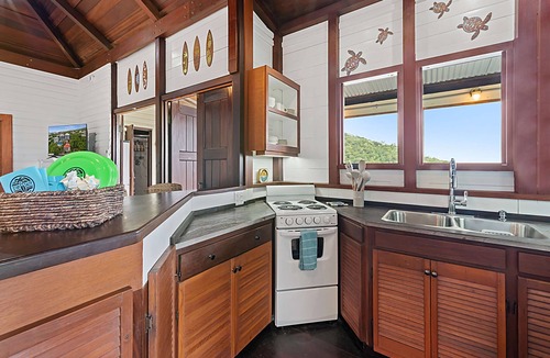 Estate Enighed Condo | Ocean Views · Walk to Cruz Bay · Beach Ready
