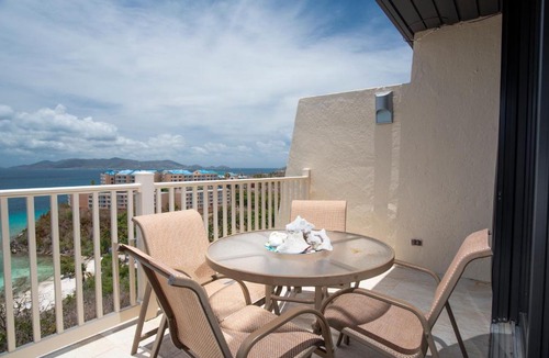 Frydendal House | Official Resort Deluxe Villa with Ocean Views!