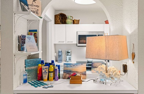 Nazareth Condo | On the Beach | Pool + Hot Tub + Restaurant | Gated