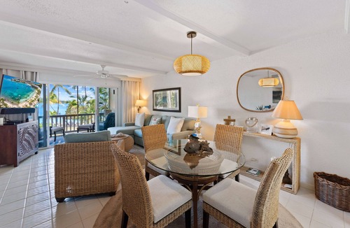 Nazareth Condo | On the Beach | Pool + Hot Tub + Restaurant | Gated
