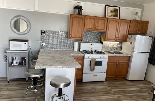 Estate Bovoni Apartment | PROMO Beach Walk Beautiful 1 bedroom walking distance to Secret Harbor beach