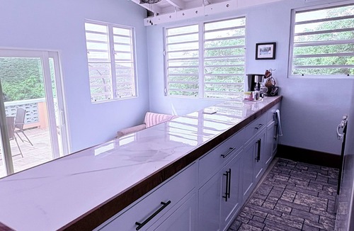 Estate Western Water Island House | Remodeled house located on Water Island that can accommodate up to 6 guests