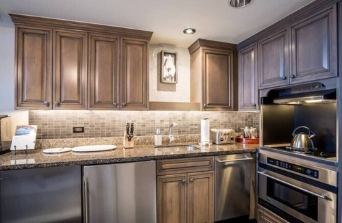 Estate Frydenhoj Condo | Ritz Carlton Club : Luxury Suitenn