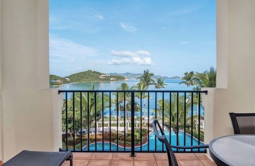 Nazareth Condo | Ritz Carlton Residence spacious 3-bedroom beach front condo with best dates!