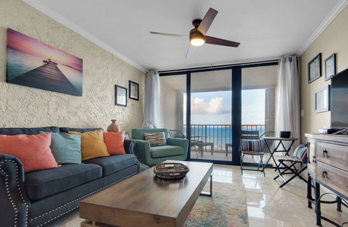 Red Hook Condo | Sapphire Beach Escape-🌴HGTV 💥Amazing Views 💥Walk to Beach Furnished