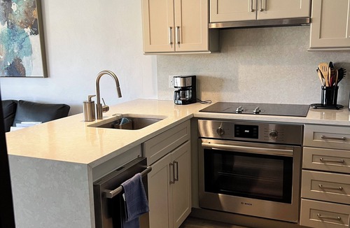 Red Hook Condo | ST. THOMAS RIVIERA FULLY RENOVATED 1 BEDROOM VILLA WITH 2 FULL BATHS AND 2 DECKS